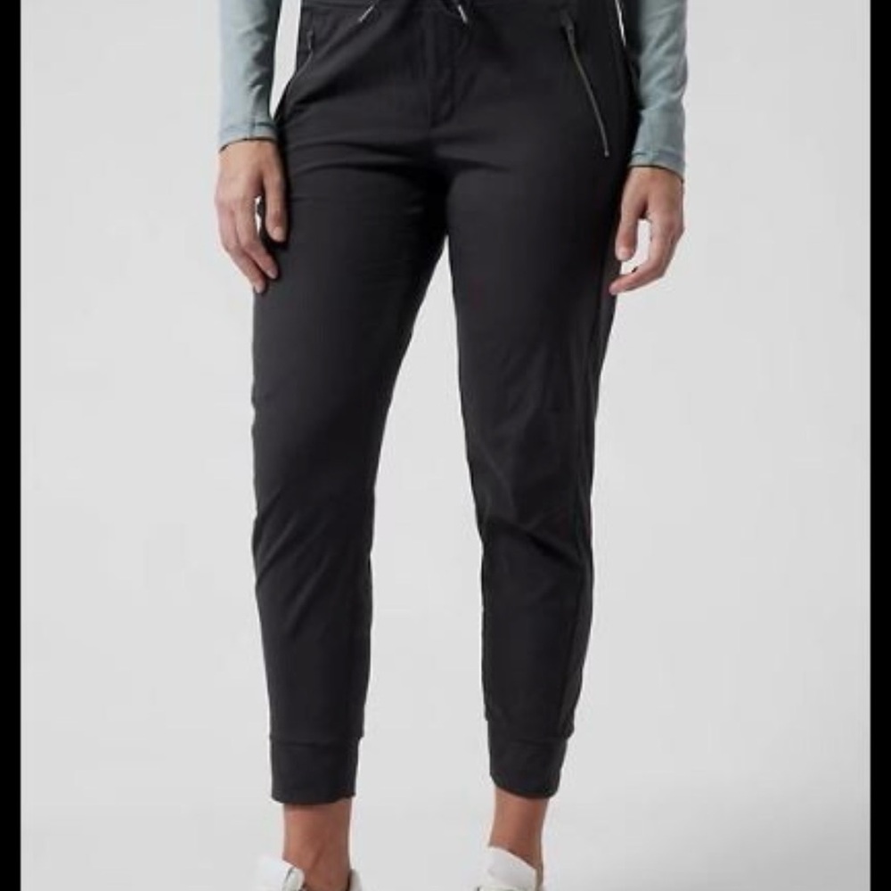 Athleta Black Trekkie North Jogger Pants
